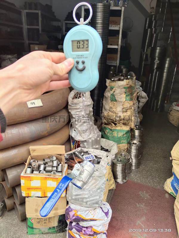 调整大小 default.jpeg